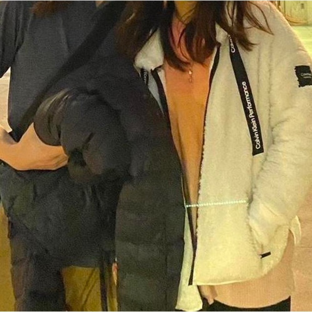 Calvin Klein super cute, fluffy, and comfortable coat! Perfect for spring